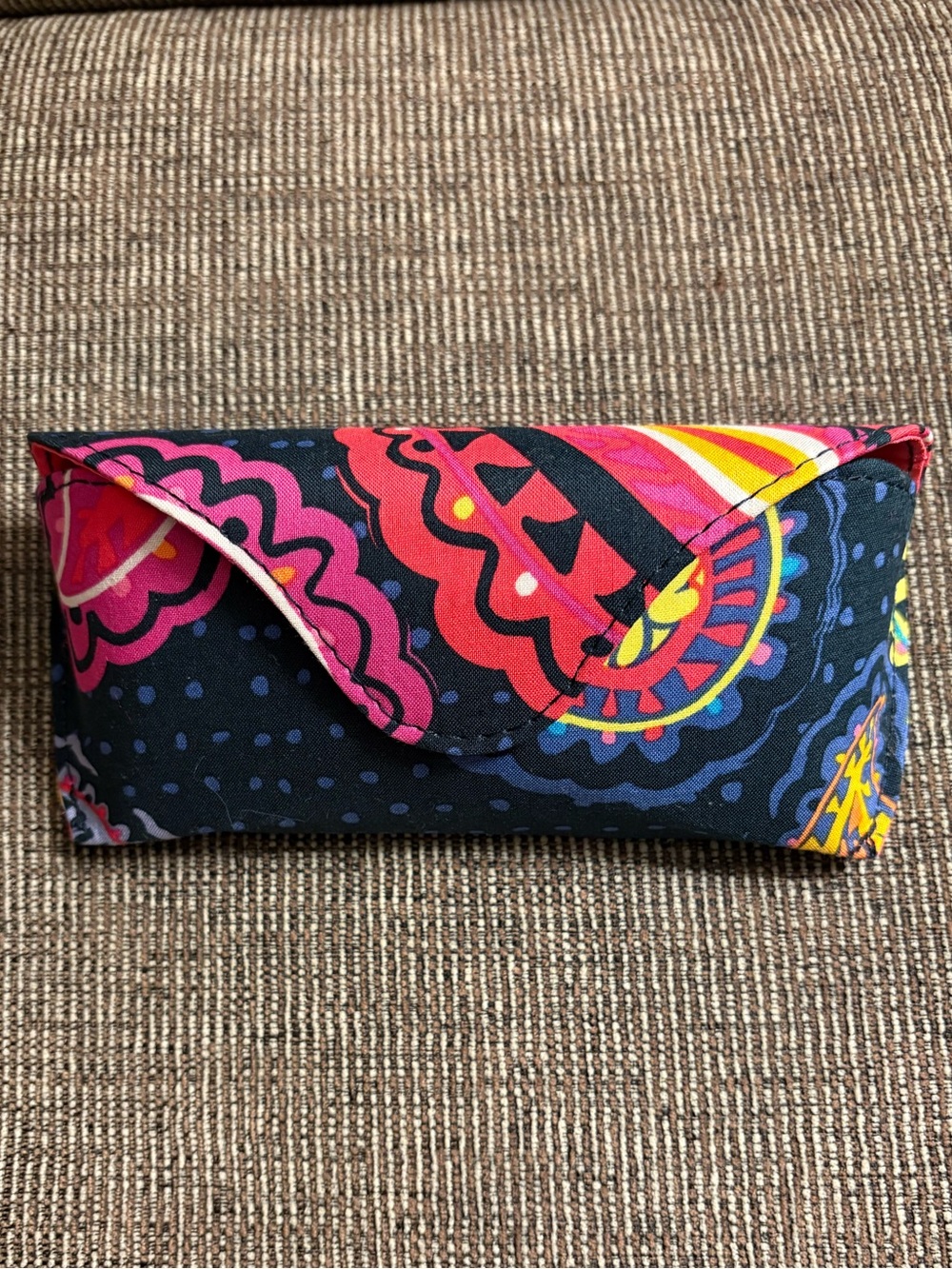 NWT Vera Bradley Hardshell Eyeglass Case (Nine West Sunglasses included)